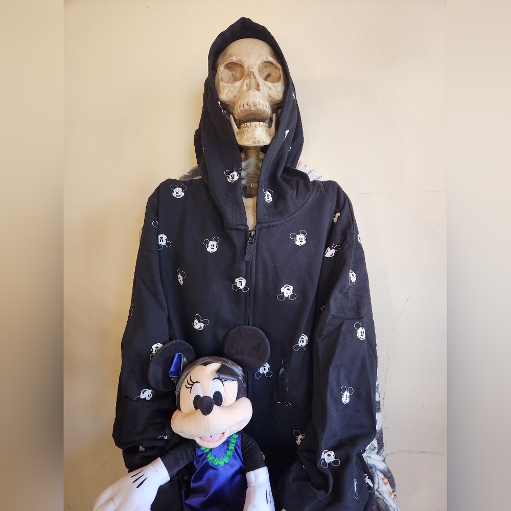 NWT Disney Parks Mickey Mouse Zip-Up Hoodie
